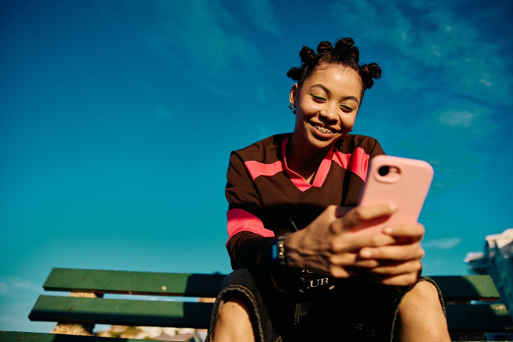 Participant testing a smartphone app